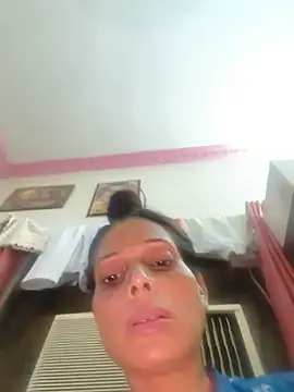 Sexy-Suhani2
