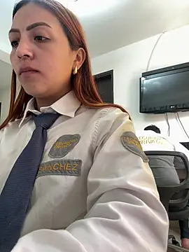 Lux_Scarlett