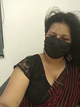 noty_girl2 (F milf) - boobs  show