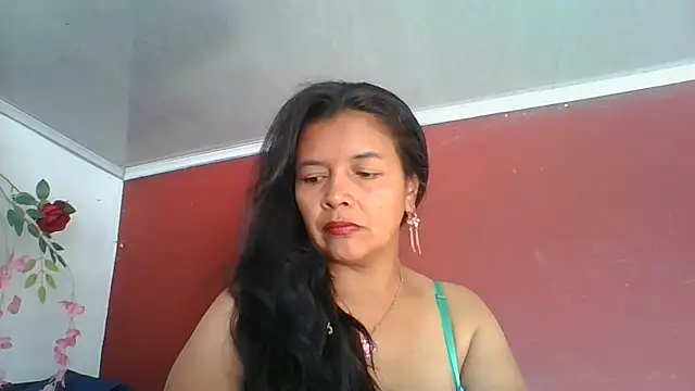 DianaOchoa_ live cam on StripChat