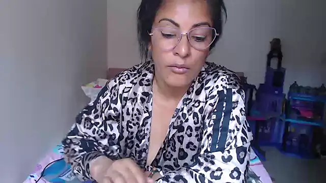 kateleyagrey webcam