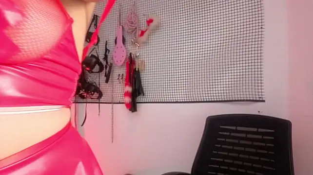 Issafoxx live webcam