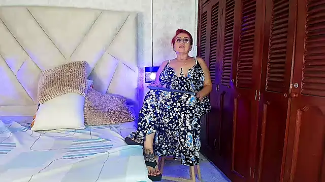 isabella_luxet webcam