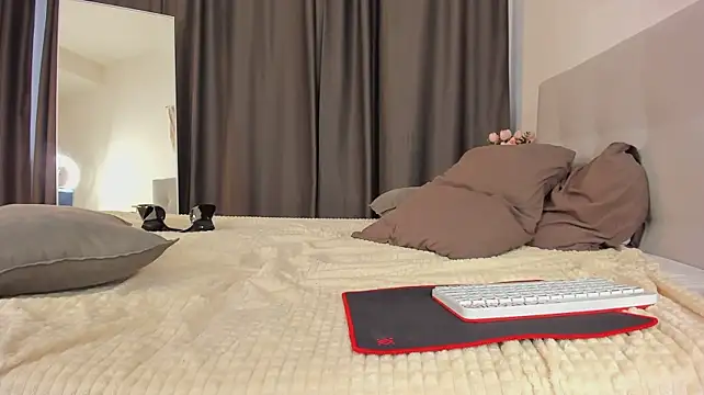 Lucia_Ran webcam