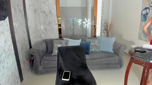 Micar - Trans webcam sex chat