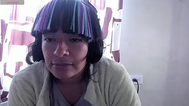 Acelinrose live cam on StripChat
