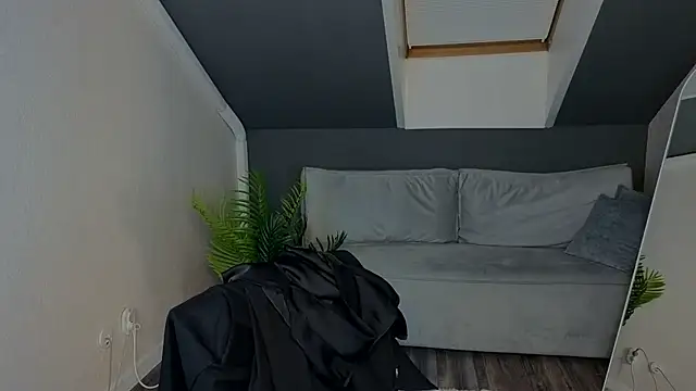 Ester_Henderson webcam