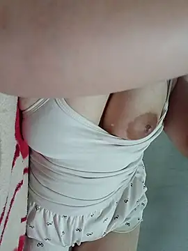 Henny_iu live webcam