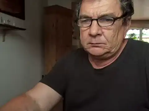 nobbie444 (M mature) - #anal #anal-toys #black-hair #cam2cam #cheapest-privates #chunky #european #flashing #german #jerk-off-instruction #masturbation #mature #recordable-privates #recordable-publics #shower #small-audience #straight #striptease #uncut #white