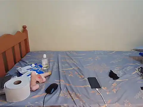Luna_en_Gee webcam