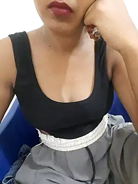 Navya6879 webcam