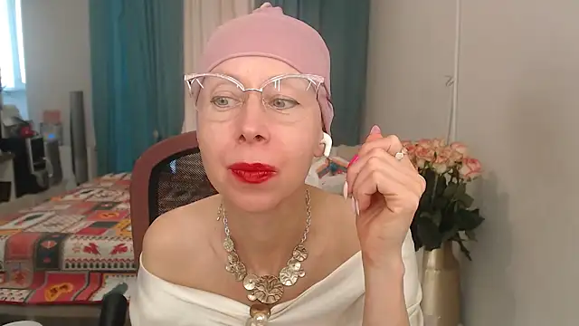 LuxuryNika