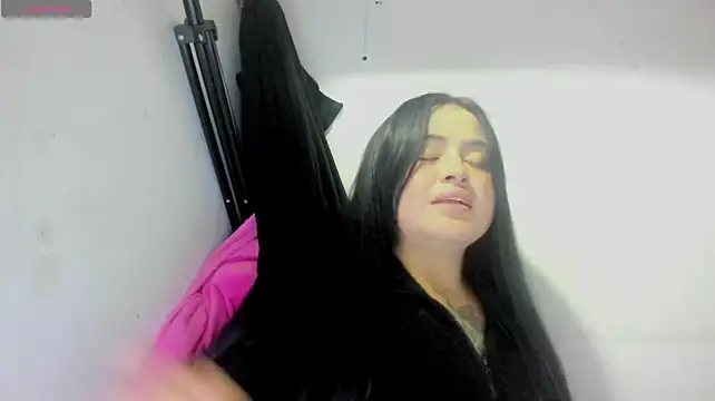 PamelaDoouce webcam