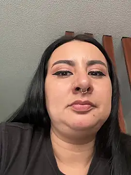 Abril_Luv webcam
