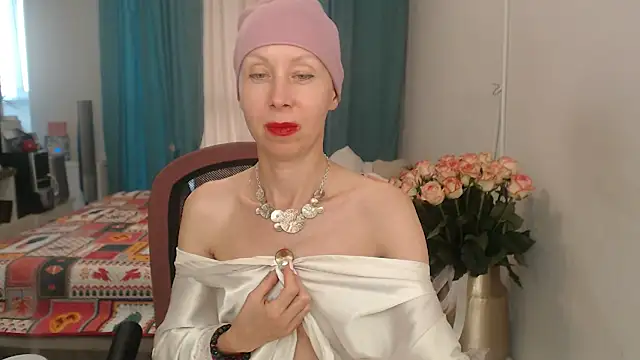 LuxuryNika