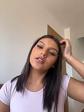 NicolleeEvanss
