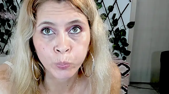 samanthaExsotic