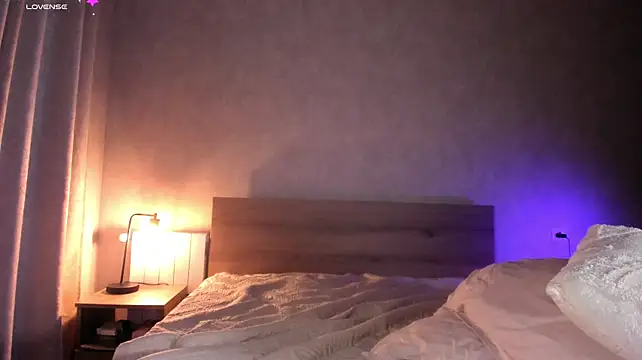 KitsuneDreams webcam