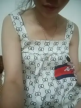 Aria_Maya webcam