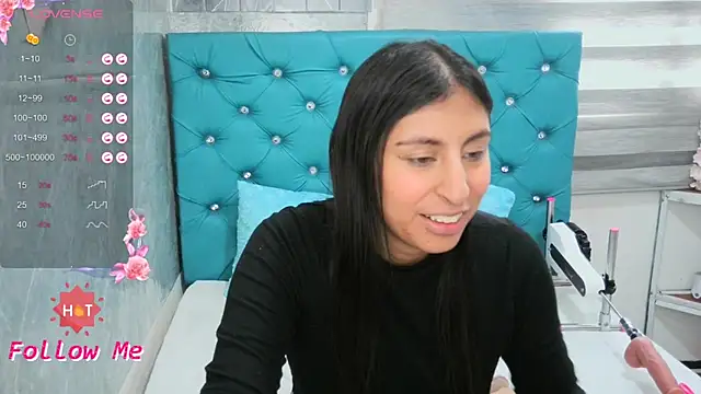MAARYMOON webcam
