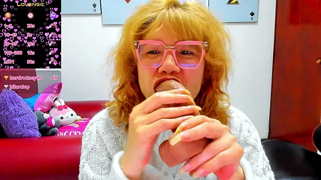 Salomeediaz_ live cam on StripChat