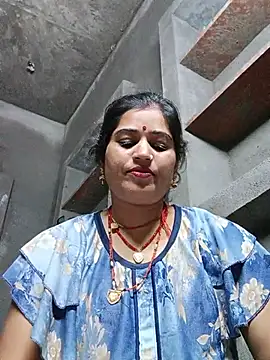 Hot_kamla