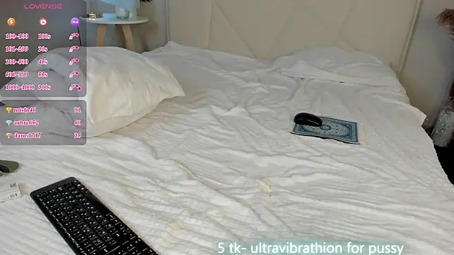 Luna_Vibee webcam