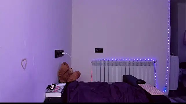 Модель: Lyricca
