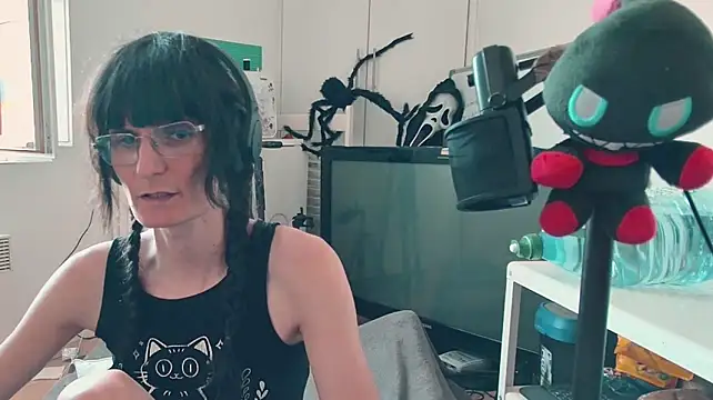 CeriseLapine webcam