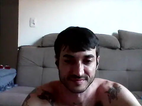 Fubinha live cam on StripChat
