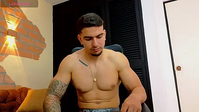 Josh_miller01 live cam on StripChat