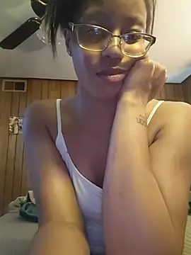 Synfulsymone9 live cam on StripChat