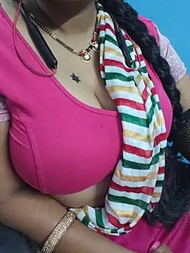 Tamil_Vennila_ live cam on StripChat