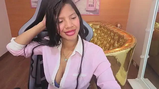 emily_smith_t live cam on StripChat