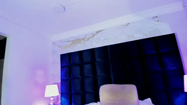 Maddysex_ live cam on StripChat