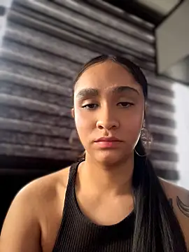 Isabella-Teen webcam