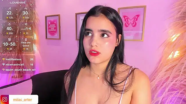 MiaaCarter_ live webcam