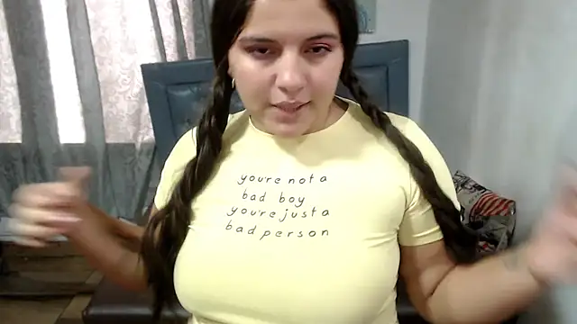 sarah_aguilar webcam