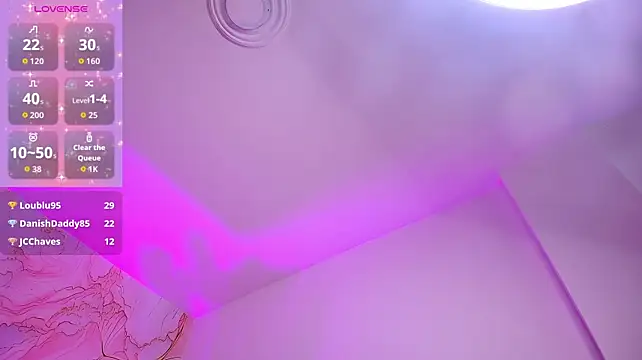 luucy_18 webcam