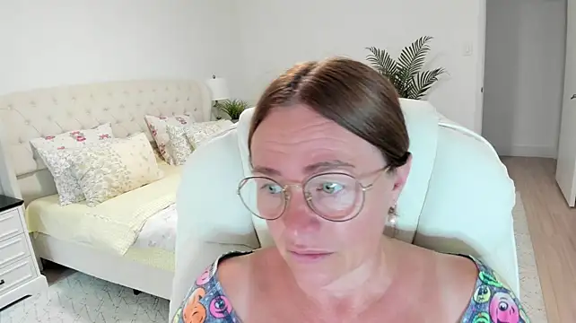 Vika73 webcam