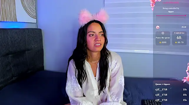 kiara_goldd webcam