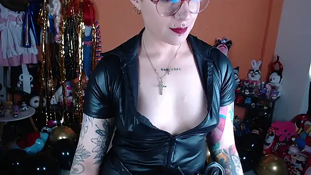 MissMiia2 webcam