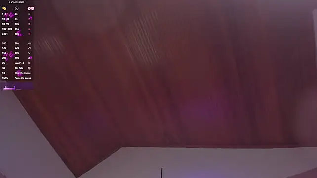 elodie_walker webcam