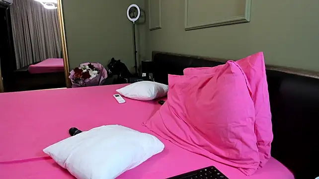 Ella_sweety00 webcam