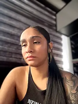 Isabella-Teen webcam