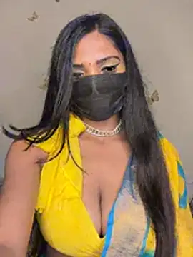 lovely_babiee (F young) - Ice rub in pussy