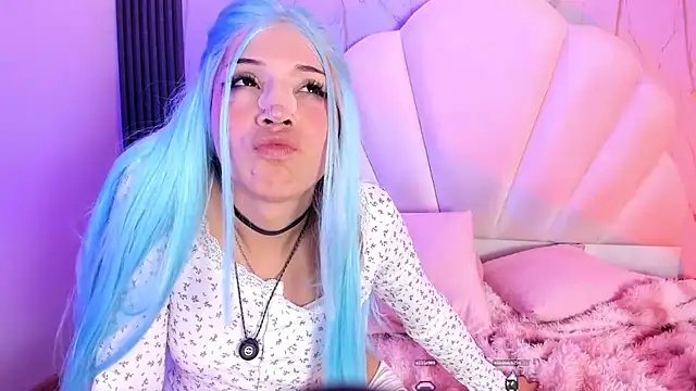 AliiceWonderland_ live sex cam