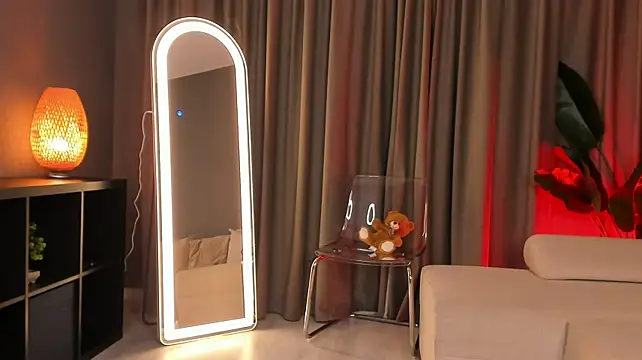 ZariaVera webcam