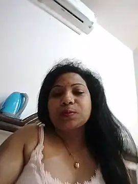 Cute-Janvi20 webcam