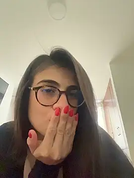 MariaIsabella8 live cam on StripChat
